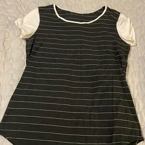 Lululemon love Crew T-shirt, gray and white size 4
